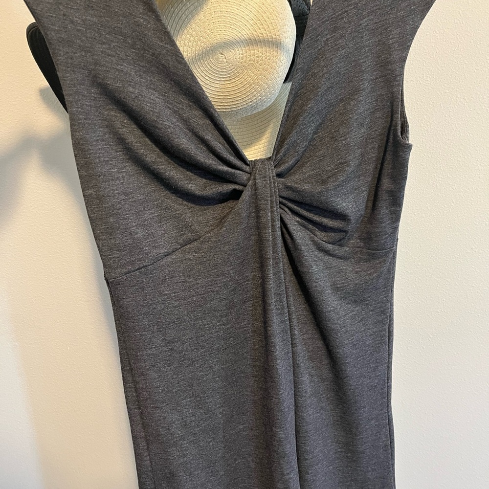 Elegant Gray Sleeveless Dress